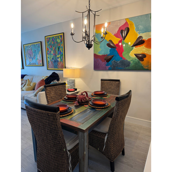 A Splash of Coastal Charm Right at Home 🌊🌈