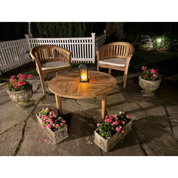 🌿 A Patio Made for morning coffee, evening conversations, and everything in between